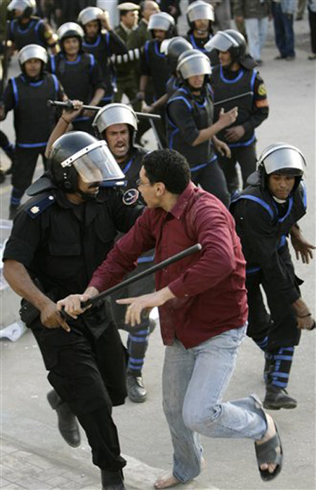 Riots In Egypt. Riots in Egypt 2011,